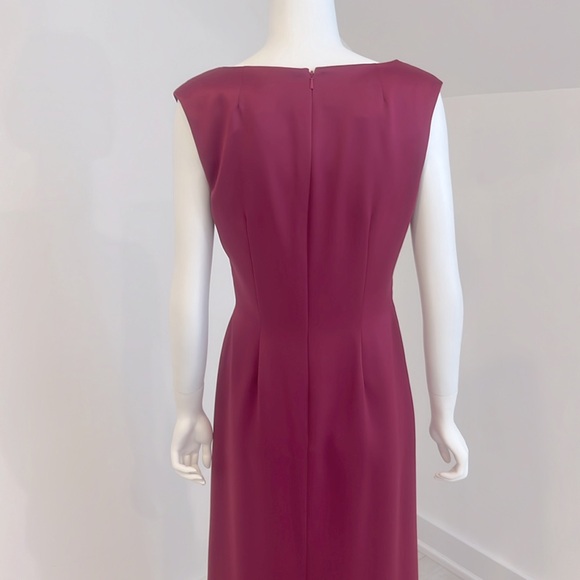 NWT SAMPLE SALE Dessy Merlot (lt burgundy) size 12 Renaissance Satin. PRISTINE - Picture 5 of 7